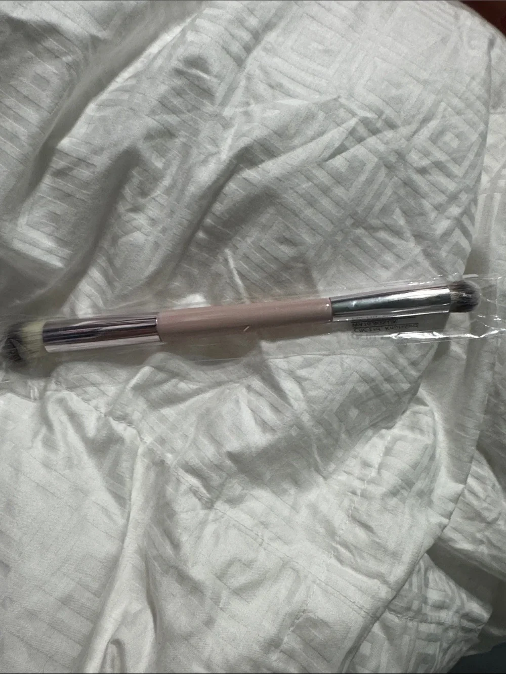DOLL 10 Dual-Sided Concealer Brush #2 Vegan Makeup Brush NEW Sealed ✨
